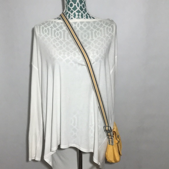 Kipling Handbags - Kipling Brand Small Light Yellow Orange Crossbody Purse Bag Adjustable Crossbody